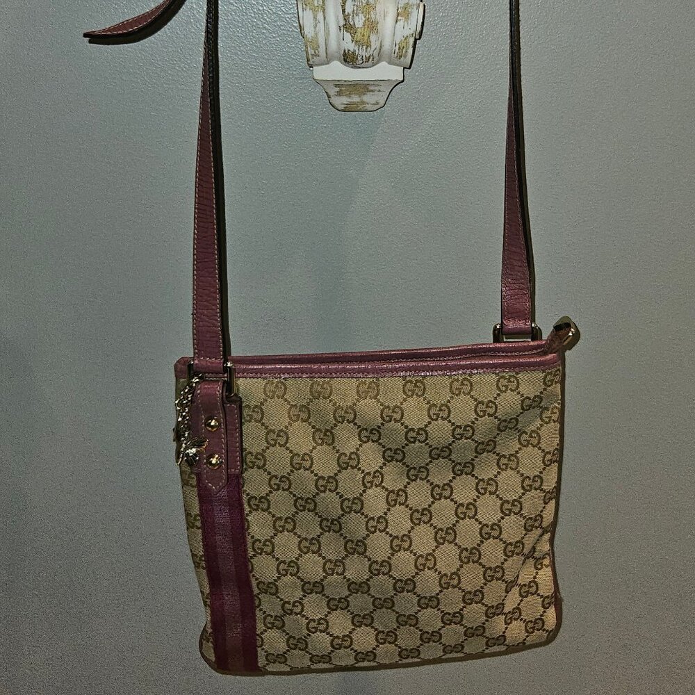 Womens Gucci Crossbody Bag